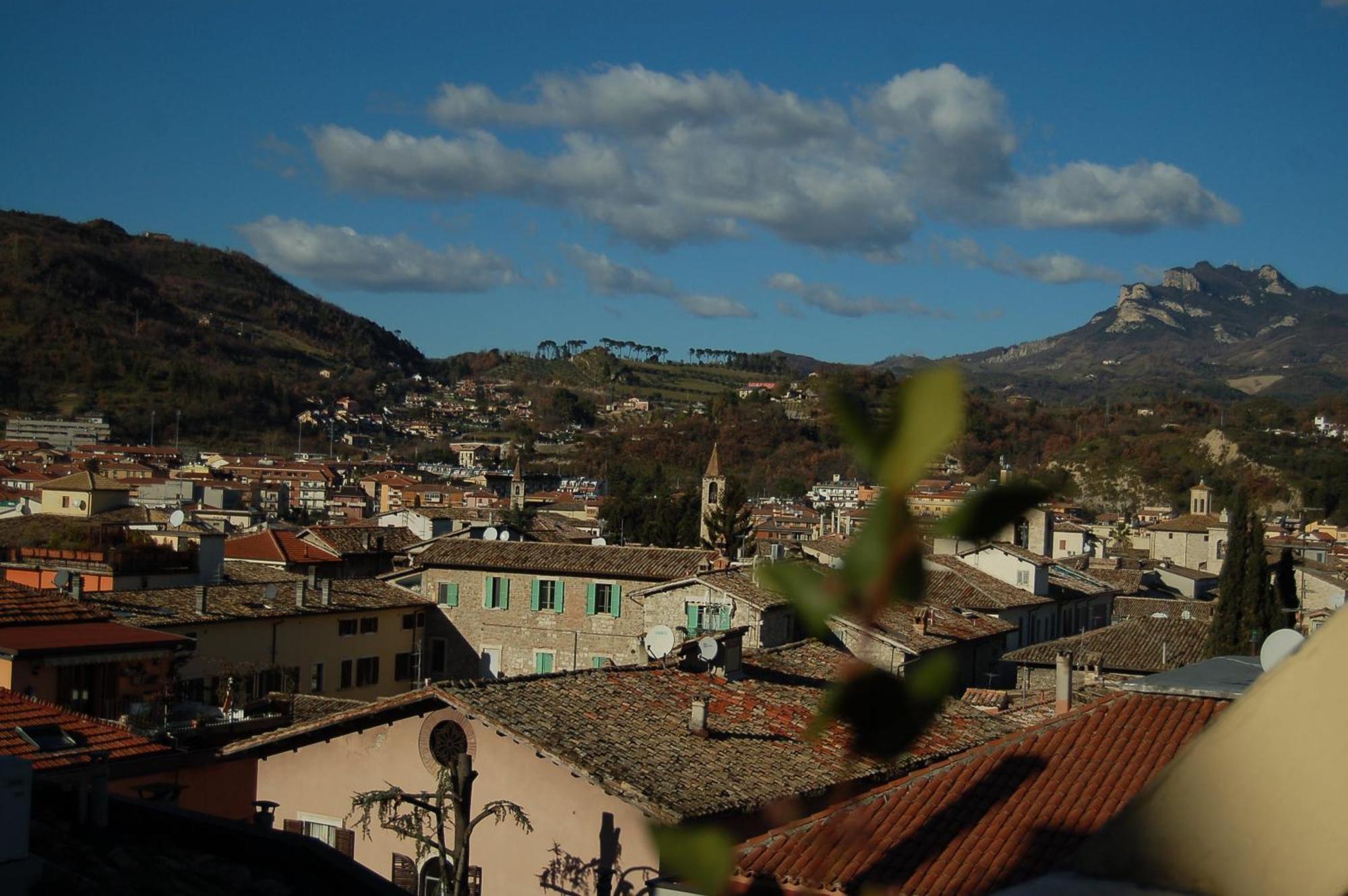 A Casa Di Lola Ascoli Piceno Exterior foto