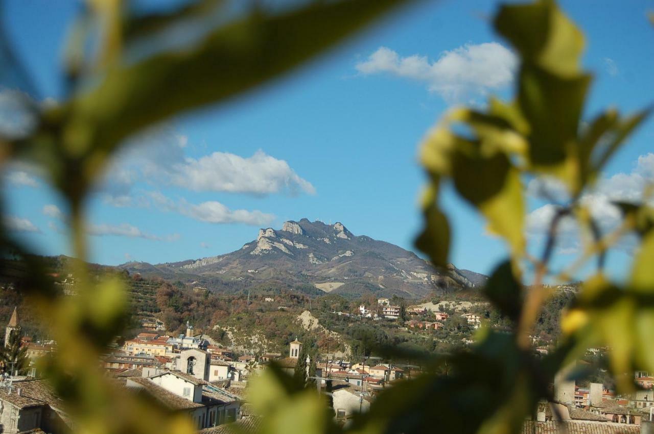 A Casa Di Lola Ascoli Piceno Exterior foto