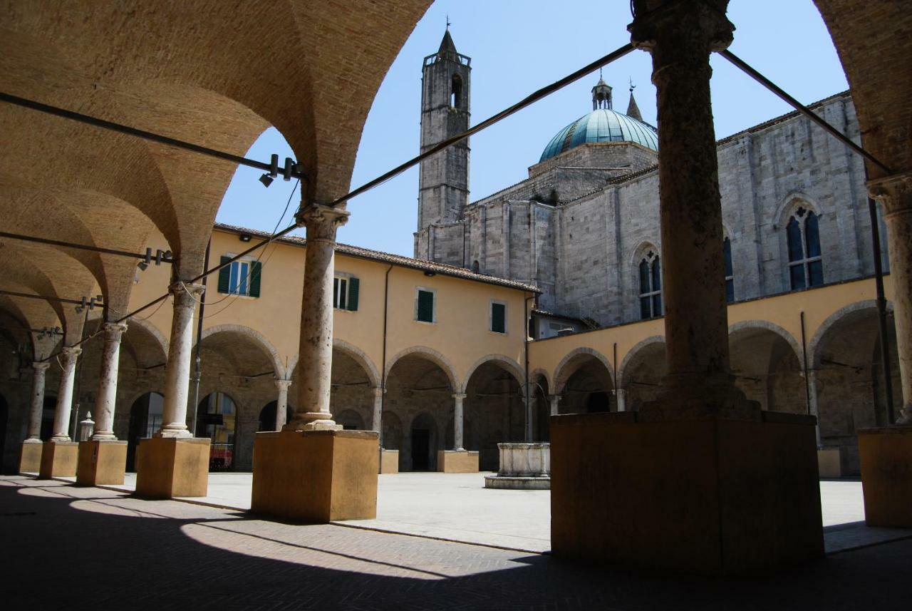A Casa Di Lola Ascoli Piceno Exterior foto